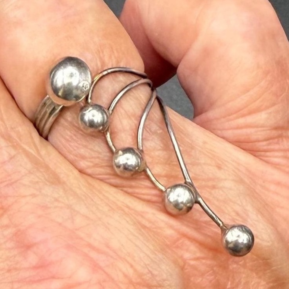 Vintage Sterling Silver Modernist Ring Silver Spheres Bypass Size 7.25